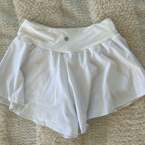 Baleaf Shorts/skort White, size Small, NWT - Picture 2 of 8